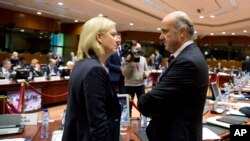 Los representantes de los países miembros llegaron a un acuerdo unánime sobre imponer sanciones a Venezuela durante una reunión de ministros en Bruselas. Se espera que el anuncio oficial se realice el lunes. 