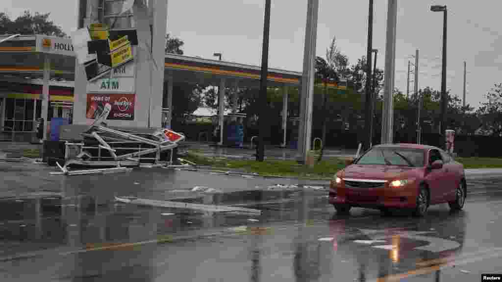 Wani gidan sayarda man fetur bayan barnar Irma 