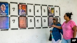 Affiches de campagne à Tunis, le 2 septembre 2019.