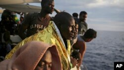 Des migrants sur le bateau espagnol Open Arms, au large de la Libye, le 7 septembre 2017