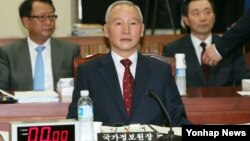 8일 남재준 한국 국가정보원장이 국회에서 열린 정보위원회 전체회의에 출석했다.