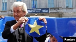 Le député islamophobe, Geert Wilders, pendant une manifestation d'eurosceptiques, Bruxelles, Belgique, le 20 mai 2014. 