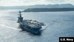 美国海军罗斯福号航母2020年5月21日离开关岛重新出海执行任务（美国海军照片）