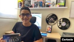 Miguel Rojas, el adolescente venezolano que descubrió un asteroide, sueña con conocer el Kennedy Space Center en Florida y participar en uno de sus campamentos de verano. [Foto: Cortesía Mary Ramos]