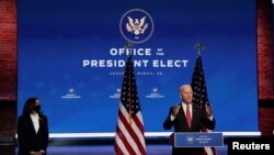 Presiden terpilih Joe Biden dan Wapres terpilih, Senator Kamala Harris di Wilmington, Delaware, 19 November 2020. (Foto: dok).