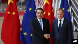 中国总理李克强和欧洲理事会主席图斯克2019年4月9日在布鲁塞尔出席中欧峰会。